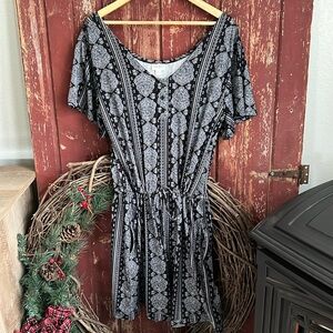 Lularoe Xanthe, size M